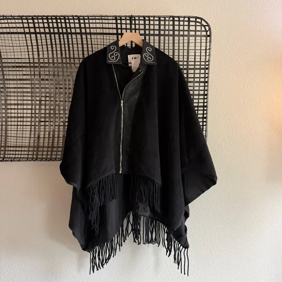 Understaded Leather Free People Poncho - Picture 2 of 10